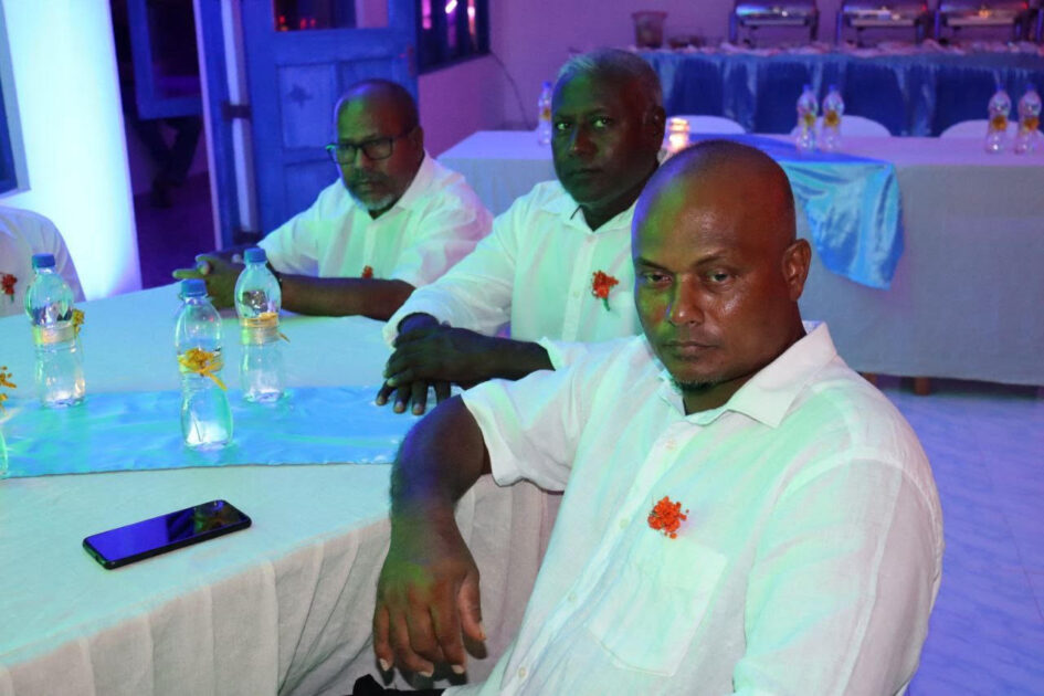 ފެނަކައިގެ 13 ވަނަ އަހަރީދުވަސް ފާހަގަކުރުމަށް ހުޅުމީދޫ ބްރާންޗުން ބޭއްވި ޚާއްސަ ހަފްލާގެ ތެރެއިން ފެނަކައިގެ 13 ވަނަ އަހަރީދުވަސް ފާހަގަކުރުމަށް ހުޅުމީދޫ ބްރާންޗުން ބޭއްވި ޚާއްސަ ހަފްލާގެ ތެރެއިން