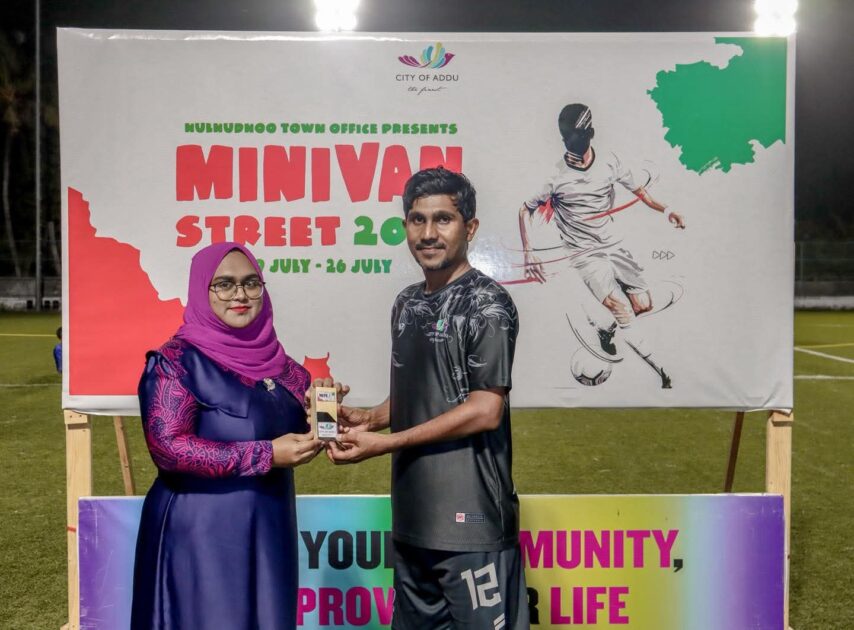 ފައިނަލްމެޗްގެ މޮޅު ކުޅުންތެރިއަކަށް ހޮވުނީ ވަންޕާމުގެ ފަރުހާދު (ފަރާ ) -ފަރުހާދަކީ އަކީ ފައިނަލްމެޗްގައި ޕެނަލްޓީ ކާމިޔާބުކޮށް ވަންޕާމަށް ތަށި ކަށަވަރުކޮށްދިން ކުޅުންތެރިޔާއެވެ. ފައިނަލްމެޗްގެ މޮޅު ކުޅުންތެރިއަކަށް ހޮވުނީ ވަންޕާމުގެ ފަރުހާދު (ފަރާ ) -ފަރުހާދަކީ އަކީ ފައިނަލްމެޗްގައި ޕެނަލްޓީ ކާމިޔާބުކޮށް ވަންޕާމަށް ތަށި ކަށަވަރުކޮށްދިން ކުޅުންތެރިޔާއެވެ.