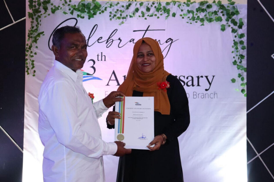 މުހައްމަދު ނާޝިދު 27 އަހަރު މަސައްކަތް ކޮށްދެއްވާފައިވޭ މުހައްމަދު ނާޝިދު 27 އަހަރު މަސައްކަތް ކޮށްދެއްވާފައިވޭ