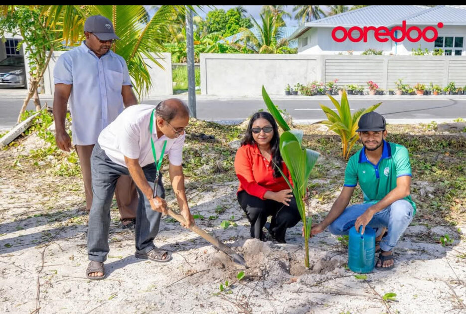 އުރީދޫ މޯލްޑިސްއާއި ނަލަފެހި ގުޅިގެން މީދޫގައި ބޭއްވުނު ގަސްއިދުމުގެ ހަރަކާތް - ފޮޓޯ – އުރީދޫ އުރީދޫ މޯލްޑިސްއާއި ނަލަފެހި ގުޅިގެން މީދޫގައި ބޭއްވުނު ގަސްއިދުމުގެ ހަރަކާތް - ފޮޓޯ – އުރީދޫ