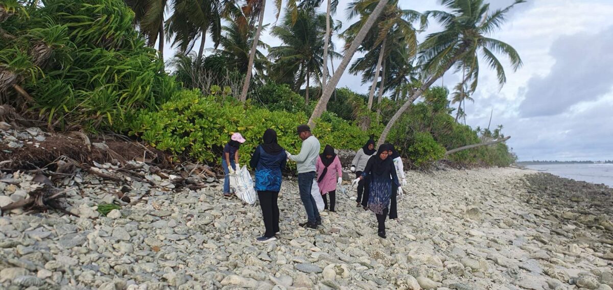 މީދޫ ގޮނޑުދޮށް ސާފުކުރުމުގެ މަސައްކަތުގެ ތެރެއިން މީދޫ ގޮނޑުދޮށް ސާފުކުރުމުގެ މަސައްކަތުގެ ތެރެއިން