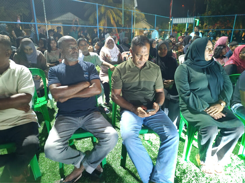 މީދޫ މޫސާގެފަންނުގެ ފިނިމައިޒާނާއި ދަނޑު ރަސްމީކޮށް ހުޅުވުމަށް ބޭއްވުނު ރަސްމިއްޔާތުގެ ތެރެއިން މީދޫ މޫސާގެފަންނުގެ ފިނިމައިޒާނާއި ދަނޑު ރަސްމީކޮށް ހުޅުވުމަށް ބޭއްވުނު ރަސްމިއްޔާތުގެ ތެރެއިން