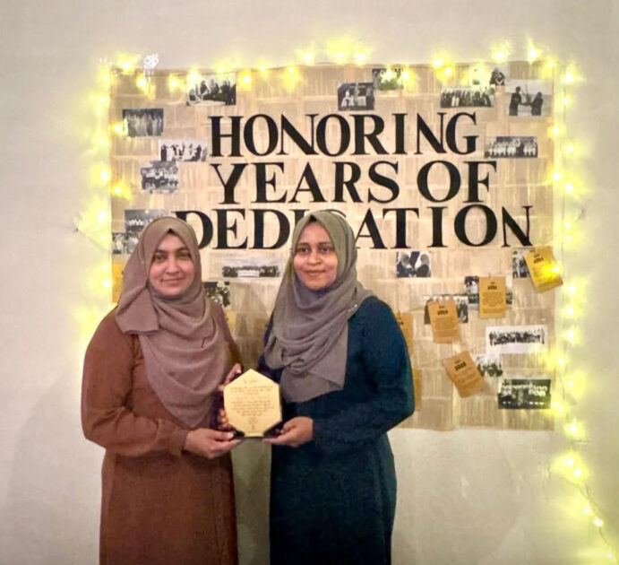 ކުރީގެ ޕްރިންސިޕަލް ޒީނިޔާއާއި ކައުންސިލަރު ސޯލިހާ: ރައްޔިތުންގެ ޙައްޤުގައި މަސައްކަތްކުރާ ކައުންސިލަރުންނަށް އެހީތެރިވެ، އެއްބާރުލުން ދިނުމަކީ ރައްޔިތުންގެ ވާޖިބެއް ކުރީގެ ޕްރިންސިޕަލް ޒީނިޔާއާއި ކައުންސިލަރު ސޯލިހާ: ރައްޔިތުންގެ ޙައްޤުގައި މަސައްކަތްކުރާ ކައުންސިލަރުންނަށް އެހީތެރިވެ، އެއްބާރުލުން ދިނުމަކީ ރައްޔިތުންގެ ވާޖިބެއް