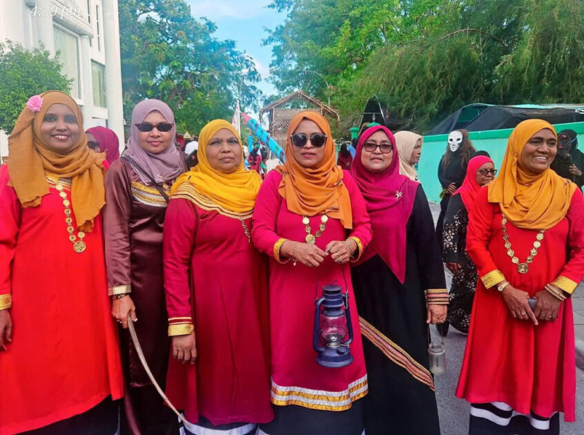 އަޟްހާއީދުގެ ކުޅިވަރުތަކުގައި ކައުންސިލަރު ސޯލިހާ: ރައްޔިތުންގެ ޙައްޤުގައި މަސައްކަތްކުރާ ކައުންސިލަރުންނަށް އެހީތެރިވެ، އެއްބާރުލުން ދިނުމަކީ ރައްޔިތުންގެ ވާޖިބެއް އަޟްހާއީދުގެ ކުޅިވަރުތަކުގައި ކައުންސިލަރު ސޯލިހާ: ރައްޔިތުންގެ ޙައްޤުގައި މަސައްކަތްކުރާ ކައުންސިލަރުންނަށް އެހީތެރިވެ، އެއްބާރުލުން ދިނުމަކީ ރައްޔިތުންގެ ވާޖިބެއް