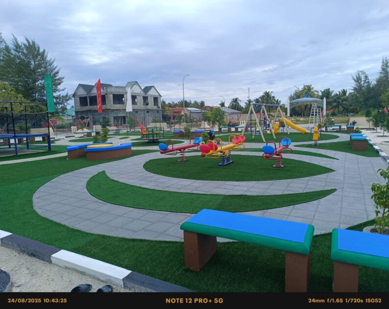 އައްޑޫ ސިޓީ މީދޫގައި އަލަށް ތަރައްޤީކުރި ކުޑަކުދީންގެ ޕާކް ހުޅުވުމުގެ ރަސްމިއްޔާތު މިއަދު ބޭއްވުމަށް ހަމަޖެހިފައިވާއިރު، މި ރަސްމިއްޔާތުގައި ބައިވެރިވުމަށް އައްޑޫގެ ހުރިހާ ލޮބުވެތި ކުޑަކުދީންނަށް މީދޫ ދާއިރާގެ ކައުންސިލަރު އާމިނަތު ސާލިހާ ވަނީ ދައުވަތު އަރުވާފައެވެ.