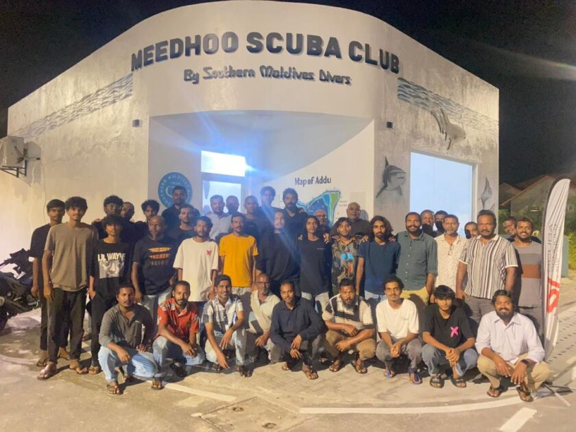 ގަންބުރި މުންގީ މެމޯރިއަލް ފުޓްސަލް ޗެލެންޖް 2025 ގައި ބައިވެރިވި ޓީމްތަކުގެ ކުޅުންތެރިންނަށް ޚާއްޞަކޮށްގެން ރޭ ބޭއްވި ބާބަކިއުގައި ބައިވެރިވި ، ބައިވެރީން