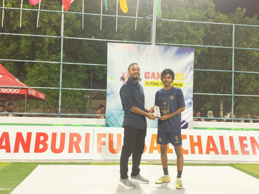 ފައިނަލްމެޗްގެ މޮޅުކުޅުންތެރިޔަކަށް ހޮވިފައިވަނީ ޗެމްޕިއަން އެތުލެޓިކްސްގެ ޒާހިލް ސަމީއު ފައިނަލްމެޗްގެ މޮޅުކުޅުންތެރިޔަކަށް ހޮވިފައިވަނީ ޗެމްޕިއަން އެތުލެޓިކްސްގެ ޒާހިލް ސަމީއު