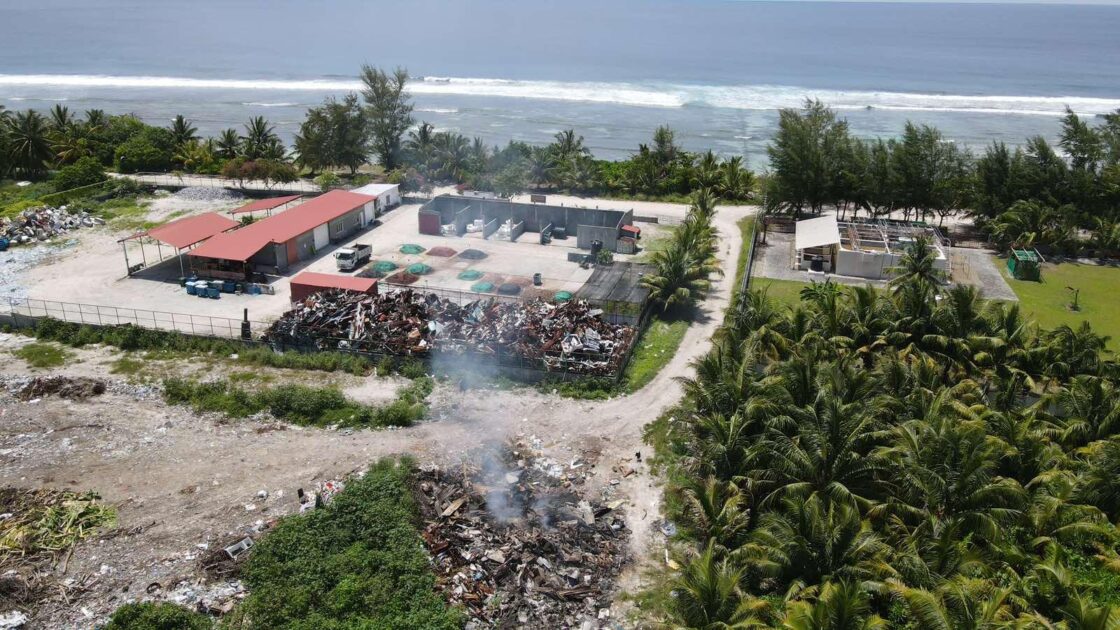 ކުނިކޮށިން އަރާ ދުންތައް ރަށުގެ ތެރެއަށް ފެތުރެނީ -ފޮޓޯ އަޒީން