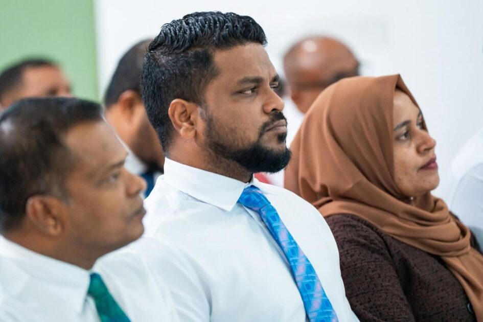 ވަން.ގަވް ޚިދުމަތް އިފްތިތާޙުކުރުމަށް ބޭއްވުނު ރަސްމިއްޔާތުގެ ތެރެއިން