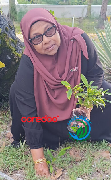 އުރީދޫ މޯލްޑިވްސް އާއި ސ. މީދޫގެ ނަލަފެހި ޖަމްއިއްޔާ ގުޅިގެން، ކުރިއަށް ގެންދެވުނު ގަސްއިންދުމުގެ ޚާއްސަ ޕްރޮގްރާމްގެ ތެރެއިން އުރީދޫ މޯލްޑިވްސް އާއި ސ. މީދޫގެ ނަލަފެހި ޖަމްއިއްޔާ ގުޅިގެން، ކުރިއަށް ގެންދެވުނު ގަސްއިންދުމުގެ ޚާއްސަ ޕްރޮގްރާމްގެ ތެރެއިން