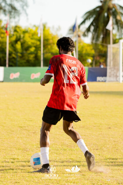 ހިތަދޫ މައިލޯސިޓީއާއި މީދޫ ކްލަބް ލޮތާރި ބައްދަލުކުރިމެޗްގެ ތެރެއިން