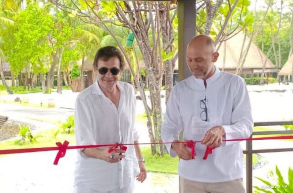 ރާއްޖޭގެ އެންމެ ދެކުނުން އައްޑޫގައި އެންމެ މަތީ ފަންތީގެ ޚިދުމަތް ދެމުން އައި މި ރިސޯޓުގެ ޚިދުމަތްތައް އަލުންފަށާފައިވަނީ މިއަދު މެންދުރުފަހުގެ ވަގުތެއްގައެވެ.