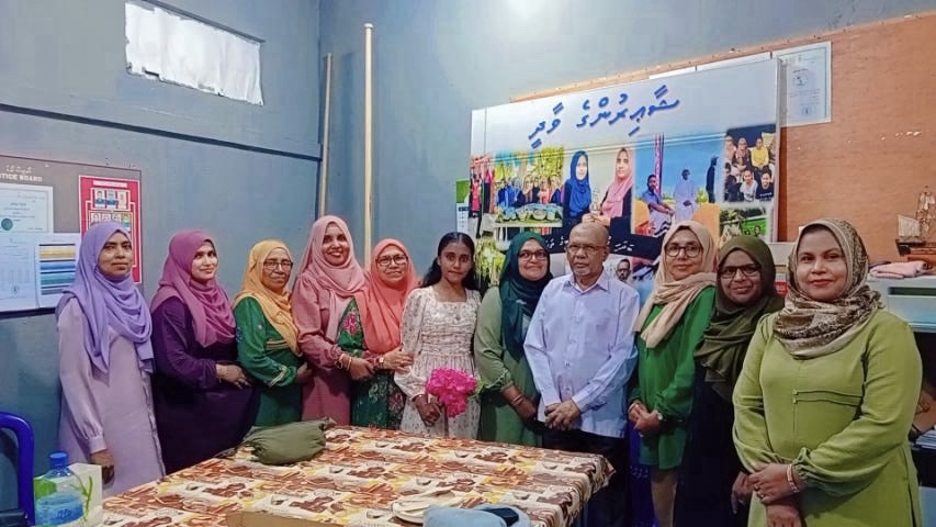 ލަބީބް އިސްކޮށް ހުންނަވައިގެން އައްޑޫސިޓީގައި ހިންގަމުންދާ ޝާއިރުންގެ ވާދީގެ ހަރަކާތްތަކުގެ ތެރެއިން 