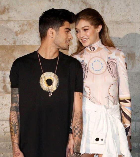 މާލިކްއާއި އޭނާގެ ކުރީގެ ލޯބިވެރިޔާ: ހަ އަހަރު ދުވަހުގެ މުއްދަތަށް، ދޭތެރެ ދޭތެރެއިން މެދުކެނޑެމުންދިޔަ ލޯބީގެ ގުޅުމެއް އޮތެވެ. މި ދެމީހުންނަށް 2020 ވަނަ އަހަރު ދަރިއަކު (ޚާއީ) ލިބިފައިވާއިރު، އެ ކުއްޖާގެ އުމުރަކީ މިހާރު ފަސް އަހަރެވެ. ނަމަވެސް، އޭގެ ޖެހިގެން އައި އަހަރު އެމީހުންގެ ގުޅުން ވަނީ މުޅިން ނިމުމަކަށް އައިސްފައި (ފޮޓޯއިން ފެންނަނީ 2016 ވަނަ އަހަރު އެމީހުން އެކުގައި އުޅުނު މަންޒަރެވެ).