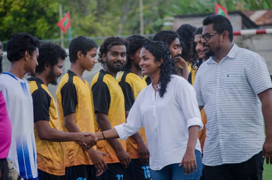 މިނިވަންކަޕް - ހުޅުދޫ އާއި މީދޫގެ ޒުވާން ކުޅުންތެރިންގެ ހުނަރު ތަރައްގީވުމަށް ބޮޑު ބާރަކަށްވި މުބާރާތެއް