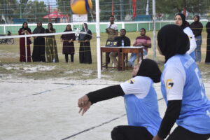 އަޟްހާ އީދުގެ މުނާސަބަތުގައި ބޭއްވުނު އެކުވެރިކަމުގެ ވޮލީ މެޗު: ހިތަދޫ ޓީމުގެ ކުޅުން ތެރީން 
