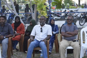 އަޟްހާ އީދުގެ މުނާސަބަތުގައި ބޭއްވުނު އެކުވެރިކަމުގެ ވޮލީ މެޗު: މި މެޗް ޝަރަފްވެރިކޮށްދެއްވީ އައްޑޫމީދޫ ކައުންސިލްގެ ރައީސް ޝާޠިރުއާއި ނާއިބު ރައީސް އަމީނު ހާނީ 