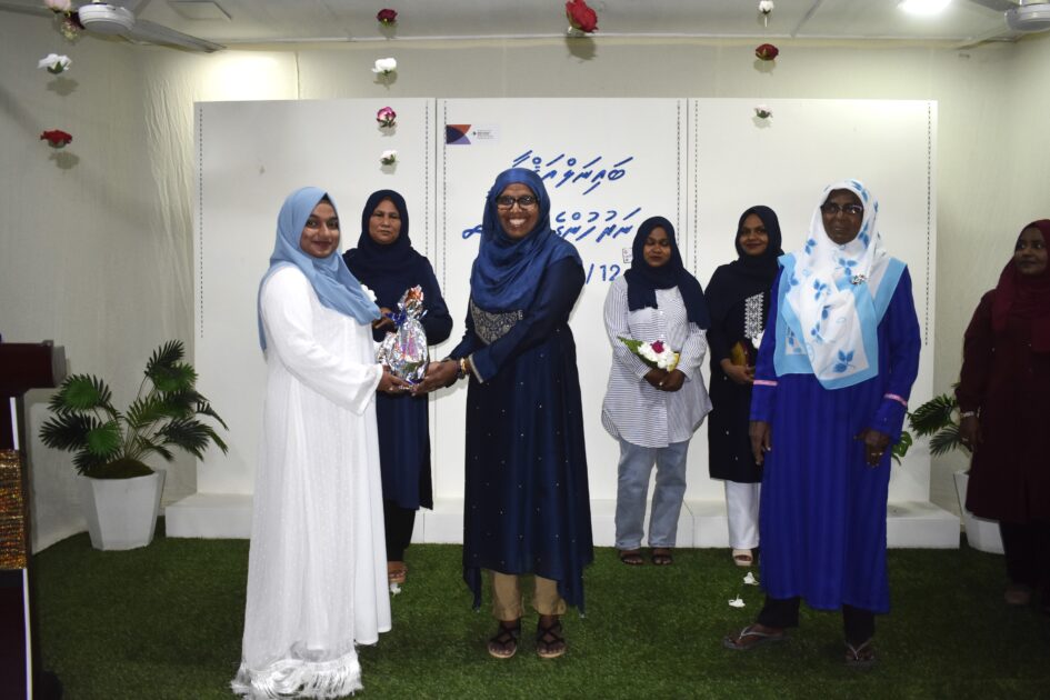 ބައިނަލްއަޤުވާމީ ނަރުހުންގެ ދުވަސް ފާހަގަ ކުރުމަށް 12-05-2026 ގައި " މީދޫ ރާފަޅާ ގްރޫޕުން " ބޭއްވި ރަސްމިއްޔާތުގެ ތެރެއިން 
