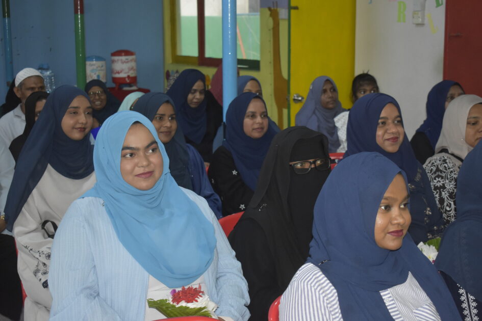ބައިނަލްއަޤުވާމީ ނަރުހުންގެ ދުވަސް ފާހަގަ ކުރުމަށް 12-05-2026 ގައި " މީދޫ ރާފަޅާ ގްރޫޕުން " ބޭއްވި ރަސްމިއްޔާތުގެ ތެރެއިން 