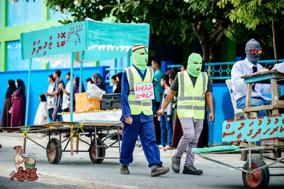އީދަކީ އަޅުކަމެކެވެ. އެއީ ފާފަކުރުމަށް ހުޅުވައިލެވޭ ދޮރެއް ނޫނެވެ. އަޟްހާއީދު ފާހަގަކުރުމަށް ކުޅުދުއްފުށީގައި ބޭއްވުނު އިންވެންޓެއް- ފޮޓޯ: ކުޅުދުއްފުށީ ސިޓީ ކައުންސިލް ފޭސްބުކް ޕޭޖުން 