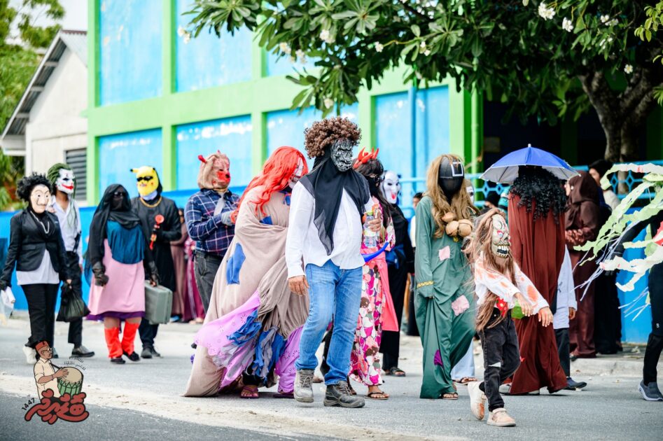 އީދަކީ އަޅުކަމެކެވެ. އެއީ ފާފަކުރުމަށް ހުޅުވައިލެވޭ ދޮރެއް ނޫނެވެ. އަޟްހާއީދު ފާހަގަކުރުމަށް ކުޅުދުއްފުށީގައި ބޭއްވުނު އިންވެންޓެއް- ފޮޓޯ: ކުޅުދުއްފުށީ ސިޓީ ކައުންސިލް ފޭސްބުކް ޕޭޖުން 