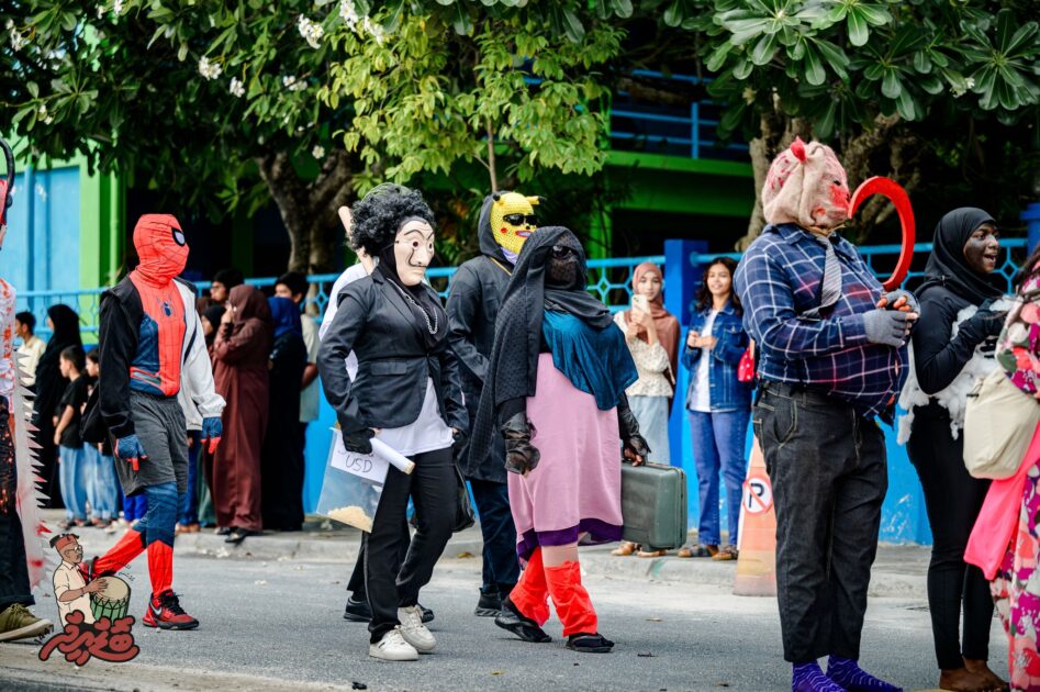 އީދަކީ އަޅުކަމެކެވެ. އެއީ ފާފަކުރުމަށް ހުޅުވައިލެވޭ ދޮރެއް ނޫނެވެ. އަޟްހާއީދު ފާހަގަކުރުމަށް ކުޅުދުއްފުށީގައި ބޭއްވުނު އިންވެންޓެއް- ފޮޓޯ: ކުޅުދުއްފުށީ ސިޓީ ކައުންސިލް ފޭސްބުކް ޕޭޖުން 