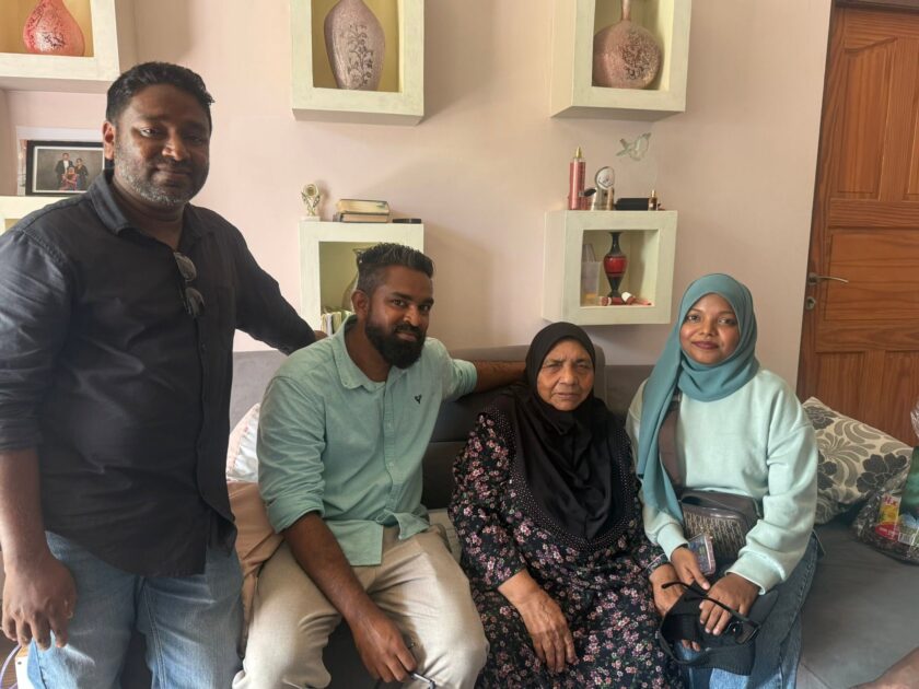 މިޒިޔާރަތަކީ ކައުންސިލުން ފޯރުކޮށްދޭ ޚިދުމަތްތައް އިތުރަށް ހަރުދަނާކުރުމުގެ މަޤްޞަދުގައި ކުރިއަށްގެންދާ ސިލްސިލާ ޒިޔާރަތްތަކެއް - ފޮޓޯ މީދޫ ކައުންސިލް ފޭސްބުކް ޕޭޖުން