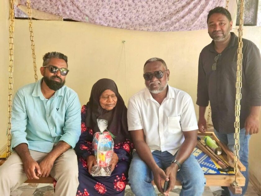 މި ޒިޔާރަތްތަކުގެ ސަބަބުން ރައްޔިތުންގެ ކަންބޮޑުވުންތައް ސީދާ ރައްޔިތުންގެ ފަރާތުން އޮޅުންފިލުވުމުގެ ފުރުޞަތު ލިބިގެންދާނެ  -ފޮޓޯ މީދޫ ކައުންސިލް ފޭސްބުކް ޕޭޖުން 
