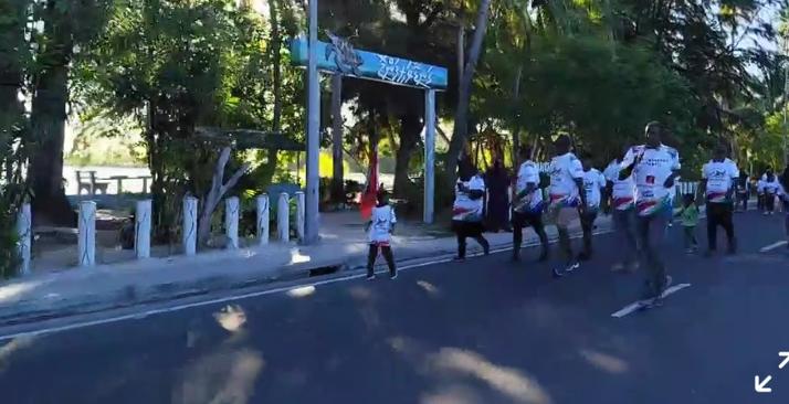 ފޮޓޯ "އައްޑޫމީދޫ މިނިވަންއުފާ 2026" ގެ ފޭސްބުކް ޕޭޖުގެ ވީޑިއޯތަކުން ސްކްރީން ޝޮޓްނަގައިގެން 