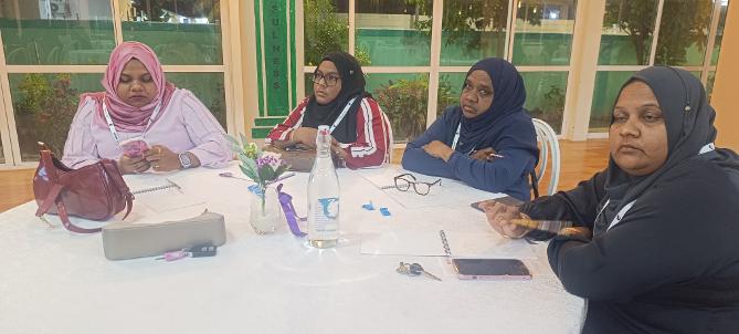 މީދޫ އެކުވެރިންގެ ޗޭނު ޖަމްއިއްޔާއާއި ޒުވާނުން ބާރުވެރިކުރުވުމާއި، ކުޅިވަރާއި ހަށިހެޔޮކަމާބެހޭ ވުޒާރާ ގުޅިގެން އިންތިޒާމުކުރާ އިއްޔެ ( 7 އޯގަސްޓް 2026 ގައި ފެށުނު ) "ދެކުނުއަށި" މަހާސިންތާގެ ތެރެއިން 