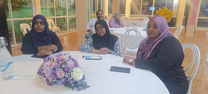މީދޫ އެކުވެރިންގެ ޗޭނު ޖަމްއިއްޔާއާއި ޒުވާނުން ބާރުވެރިކުރުވުމާއި، ކުޅިވަރާއި ހަށިހެޔޮކަމާބެހޭ ވުޒާރާ ގުޅިގެން އިންތިޒާމުކުރާ އިއްޔެ ( 7 އޯގަސްޓް 2026 ގައި ފެށުނު ) "ދެކުނުއަށި" މަހާސިންތާގެ ތެރެއިން 