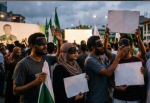 ރުހޭ މީހާގެ ކުށްތަކަށް ލޯމަރާލުމާއި، ނުރުހޭ މީހާގެ ހެޔޮ ބަސްތަކަށް ބީރުކަންފަތެއް ދީ މަލާމާތްކުރުމަކީ މުޖުތަމަޢު ބައިބައިކޮށް، ފިކުރީ އަޅުވެތިކަމެއްގެ ތެރެއަށް ވައްޓާލާ ނުރައްކާތެރި ސިފައެއް