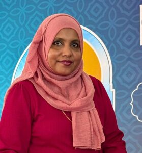 ޝަޒްލީން ޝާއިރުންގެ ވާދީގެ ހިޔަލުގައި ކުރައްވަމުން ގެންދަވާ މަސައްކަތަކީ ބަހާއި އަދަބިއްޔާތުގެ ދާއިރާއިން ފާހަގަކުރެވޭ ފަދަ އަގުހުރި މަސައްކަތެއް