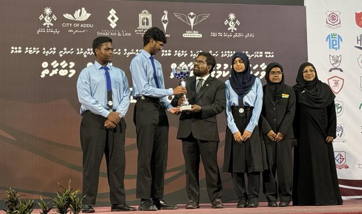 # މަތީ ސާނަވީ ކެޓަގަރީން ގަދަ 10 ގައި ،ހިމެނުނު ޔޫނުސު އަބްދު ﷲ ސުނީދު
