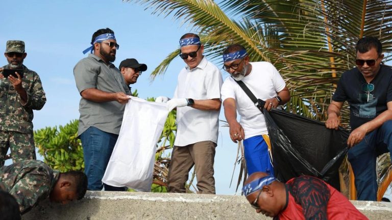 ކުނި އަޅަން ޚާއްޞަ ތަންތަނަށް ކުނިއެޅުން އާދަ ކުރަންޖެހޭ: ވަޒީރު އާދަމް ޝަރީފު