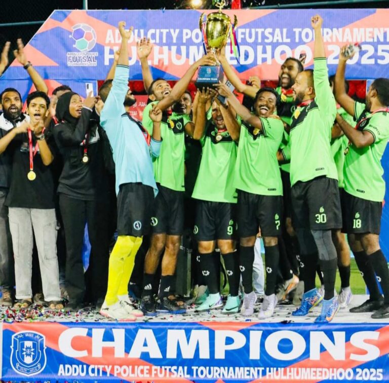 ރެފްރީގެ ގޯސް ނިންމުމާއެކު ކޮމްބައިން ފުޓްބޯޅަ ކުލަބަށް ޗެމްޕިއަންކަން