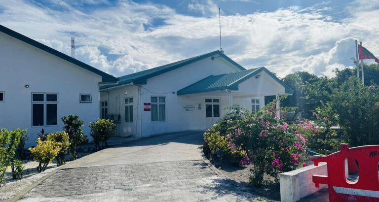 އަތޮޅުތެރޭގައި ދިރިއުޅޭ ބަލި މީހުންގެ ހާލަތު ދެނެގަތުމަށް ސެންޓަރުން އިސްނަގައިގެން ގުޅާނެ