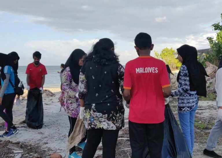ރަޙްމަތްތެރިކަމަށް ބުރޫއަރާ ސިޔާސީ ޚިޔާލު ތަފާތުވުންތައް
