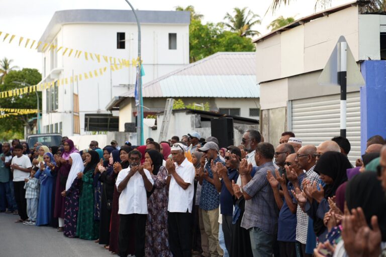 ކާމިޔާބީއާއި ނާކާމިޔާބީގައި އިންސާނާގެ އަޚްލާޤާއި ސުލޫކު ބަހައްޓަންވީ ގޮތް