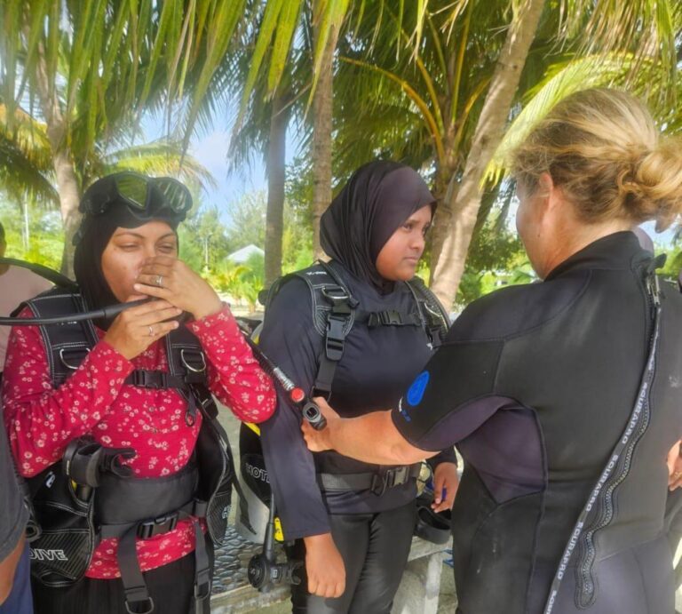 މީދޫ އަންހެނުންނަށް ޚާއްޞަކޮށްގެން ޑައިވިންގ ޕްރޮގްރާމެއް ފަށައިފި
